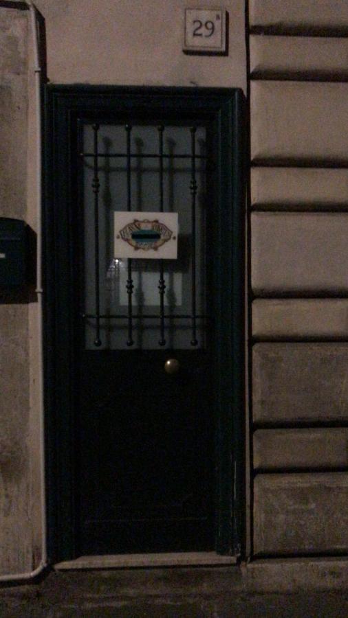Flann O'Brien Rooms Roma Eksteriør bilde